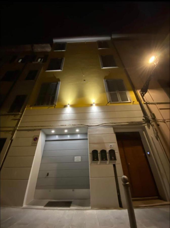 Luxury 3 Al Duomo Di Parma Apartment Exterior photo