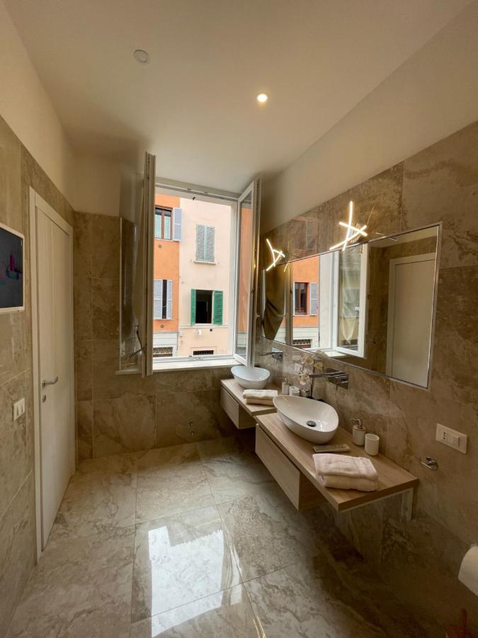Luxury 3 Al Duomo Di Parma Apartment Exterior photo